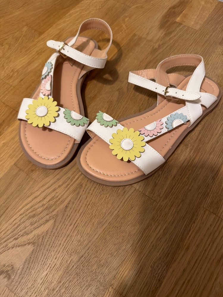 Wie neu! Friboo Mädchensandalen mit Blumenapplikationen Gr. 33