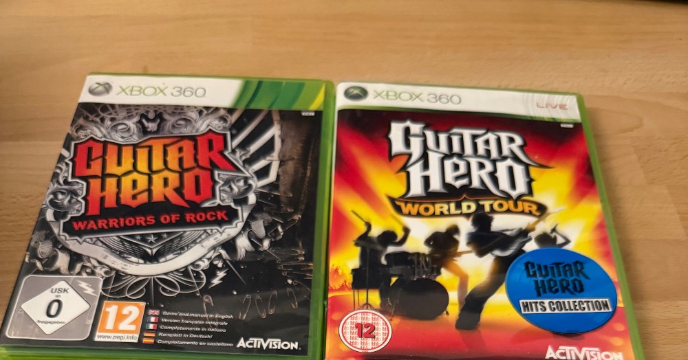 Bundle mit 2 Videospielen: Guitar Hero für Xbox 360