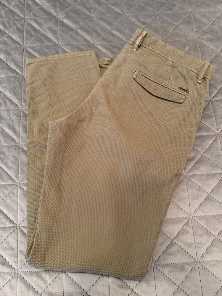 BOSS Slim Fit Chino Hose beige-grün für Herren (Größe 34/32)