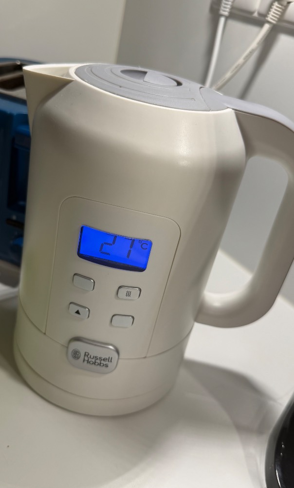 Russell Hobbs Wasserkocher mit Temperaturanzeige